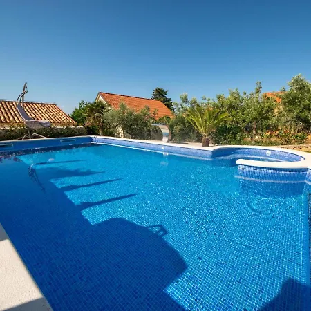 Apartment Villa Andjelka-7 By Interhome