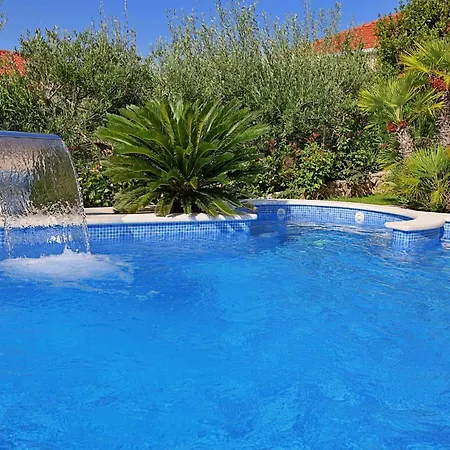 Andjelka-7 By Interhome Lägenhet Trogir