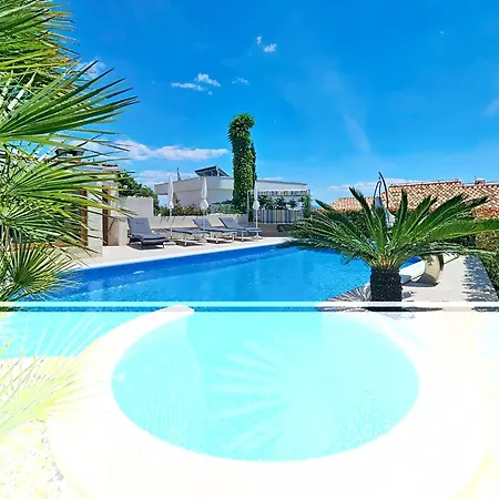 Apartamento Andjelka-7 By Interhome *