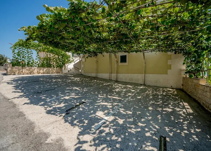 Andjelka-7 By Interhome Lägenhet Trogir