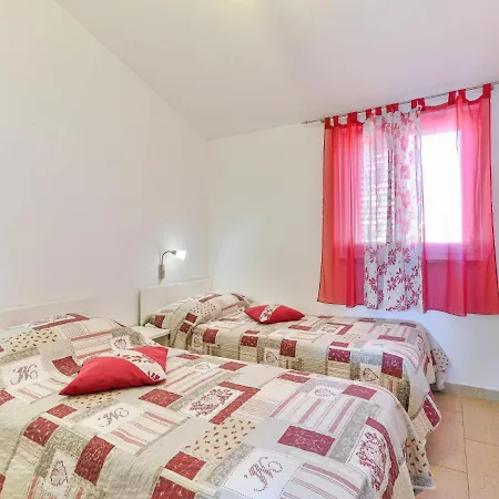 Andjelka-7 By Interhome Trogir